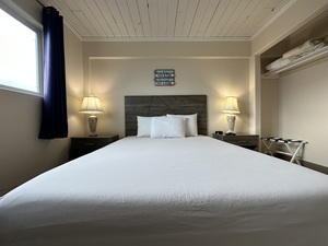 One Bedroom Suite w/ Sleeper Sofa, Trundle, Ocean View Photo 1